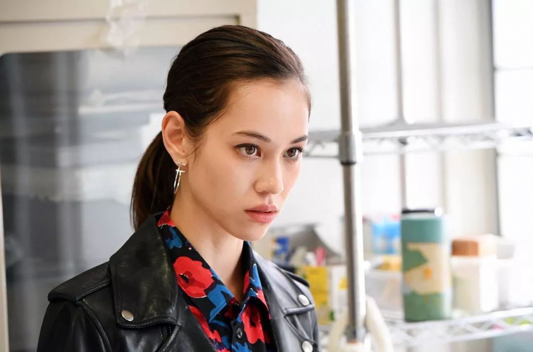 怎样装修厨房才好看 厨房装修必须注意这八大点:足球赌注软件APP(图1) 足球赌注软件