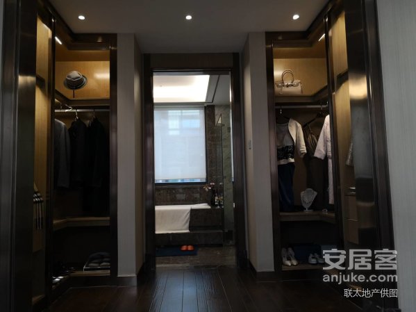 “十大足球赌注软件”“中国制造2025”带动高端装备制造业崛起(图1) 十大足球赌注软件排行榜