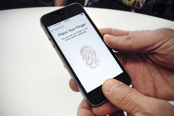 首条5G智能制造生产线在武汉正式启动-十大足球赌注软件(图2) 十大足球赌注软件